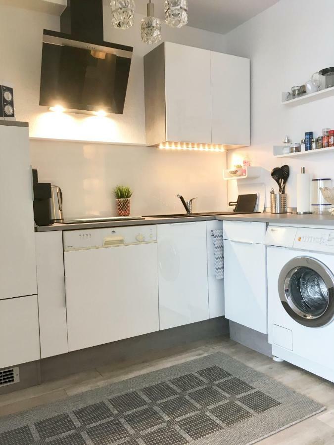 Apartamento SaarPartment XL4 nähe HBF in Saarbrücken - 2 Schlafzimmer, Küche, Bad, Balkon, Boxspringbetten, WiFi, Parking - 11x in SB Exterior foto